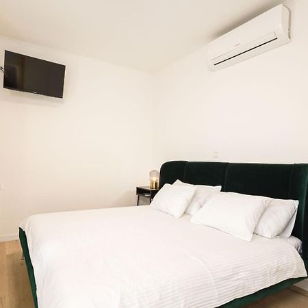 Apartments & Rooms Buble Трогир Екстериор снимка