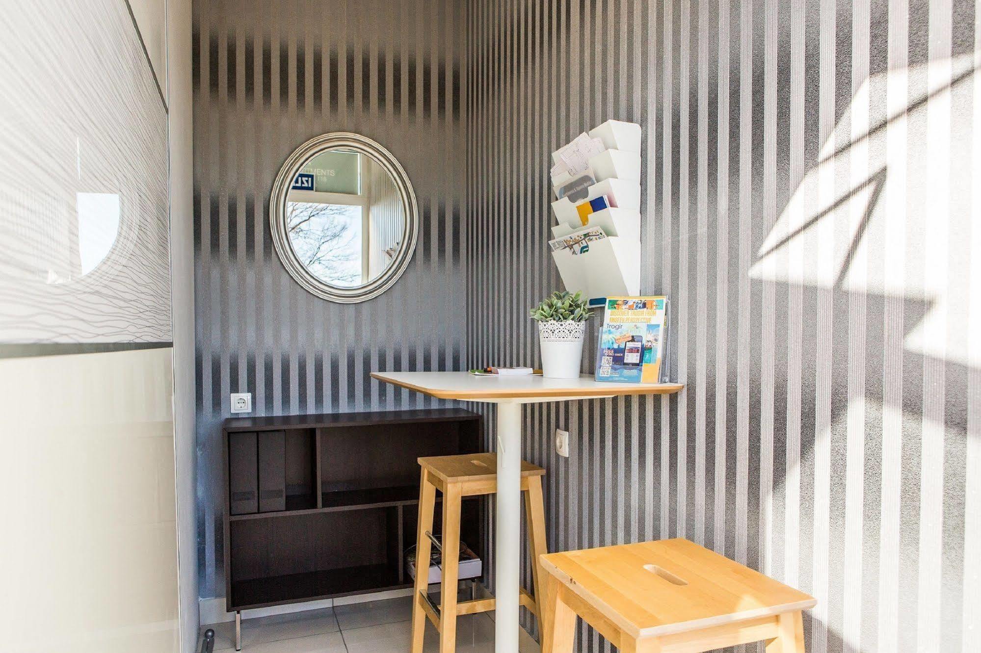 Apartments & Rooms Buble Трогир Екстериор снимка